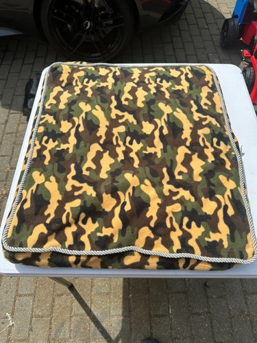 Camo pet bed - dogs, cat